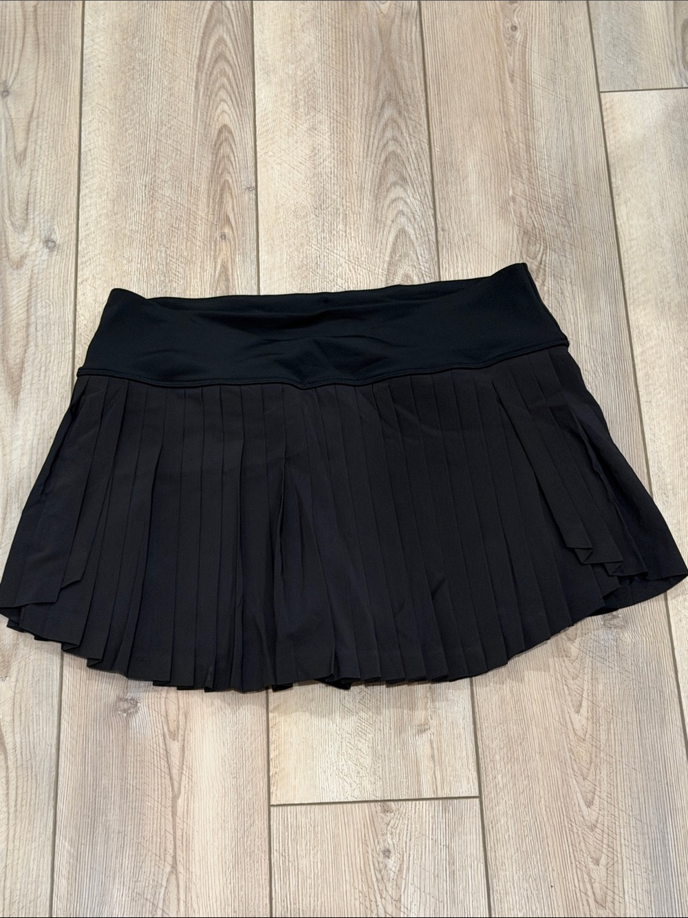Gap Black Pleated Active Skort - Women's Shorts
